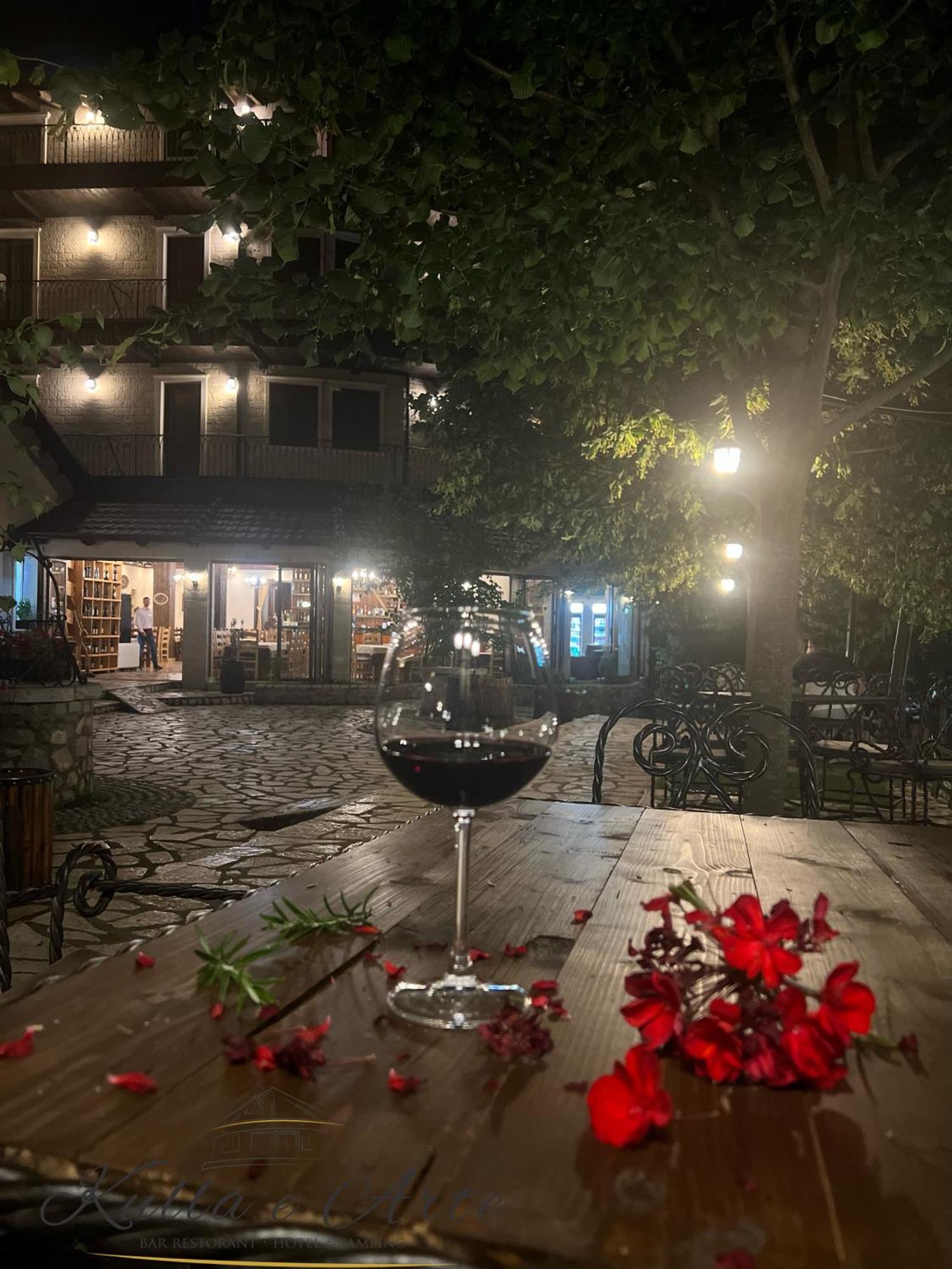 Hotel Kulla E Arte Razëm